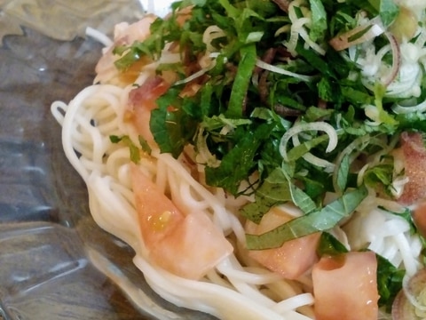 ♪美味い♡ツナマヨサラダと薬味たっぷり冷麦♪